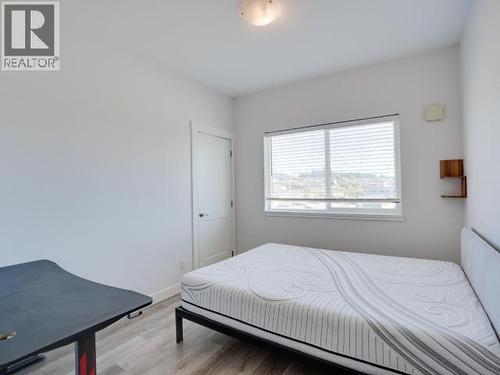 401-7175 Duncan Street, Powell River, BC - Indoor Photo Showing Bedroom