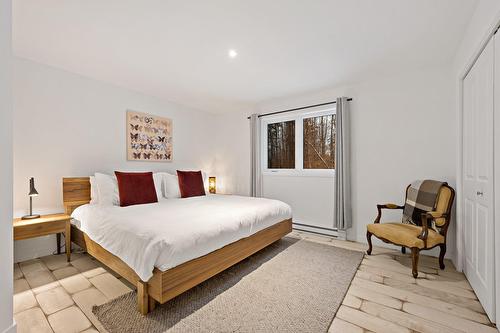 Chambre à coucher principale - 232 Ch. Des Monarques, Amherst, QC - Indoor Photo Showing Bedroom