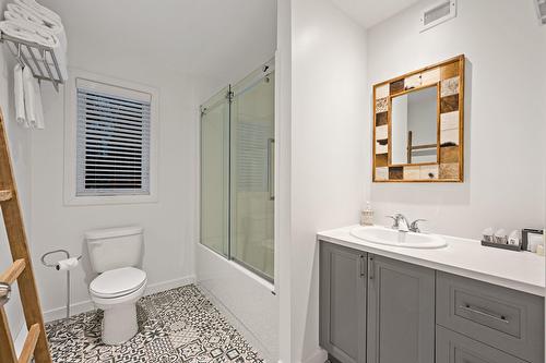 Salle de bains - 232 Ch. Des Monarques, Amherst, QC - Indoor Photo Showing Bathroom
