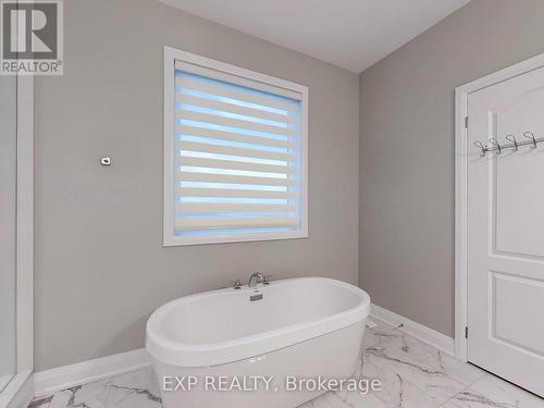 59 Lipscott Drive, Caledon, ON - Indoor Photo Showing Bathroom