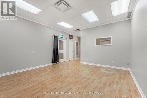 Living area upstairs - 112 - 2 Automatic Drive, Brampton, ON 