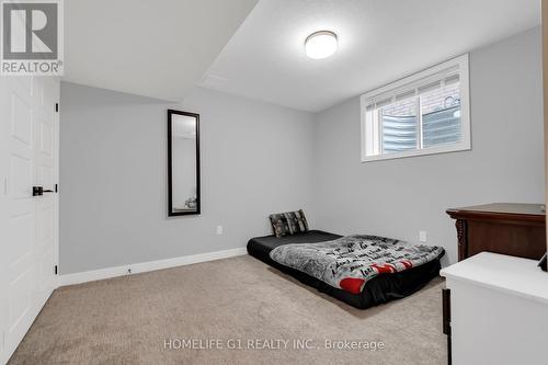 49 Feathers Crossing, St. Thomas, ON - Indoor