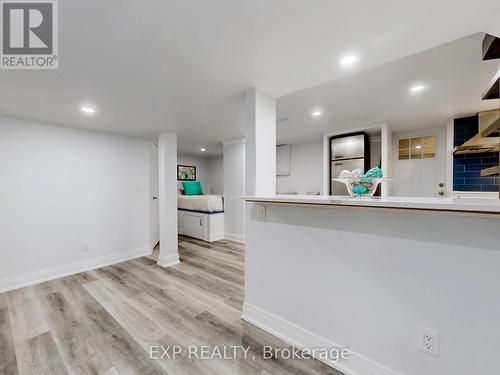 7 David Street, Brampton, ON - Indoor