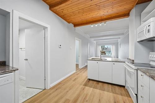 512 Walker Ave, Winnipeg, MB 