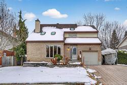 560 Rue Maugue  Montréal (L'Île-Bizard/Sainte-Geneviève), QC H9C 2T4