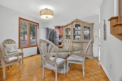 Salle à manger - 560 Rue Maugue, Montréal (L'Île-Bizard/Sainte-Geneviève), QC - Indoor Photo Showing Dining Room