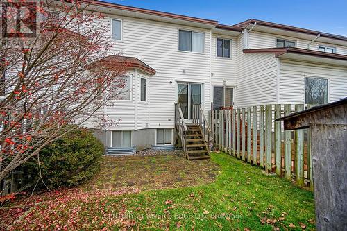 6 Sunnybrooke Drive, Ottawa, ON - Outdoor