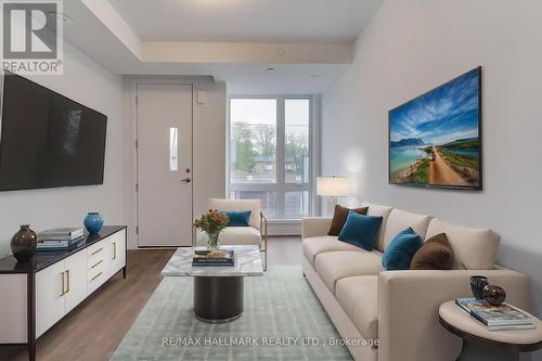 6 Turtle Island Road, Toronto, ON - Indoor Photo Showing Living Room