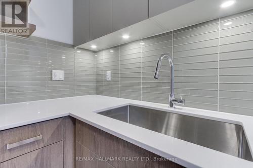 6 Turtle Island Road, Toronto, ON - Indoor Photo Showing Kitchen