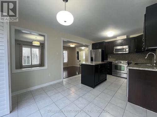 150 Leiterman Drive, Milton, ON - Indoor Photo Showing Kitchen