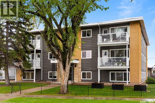 4 230 Broadway Avenue E, Regina, SK - Outdoor With Facade