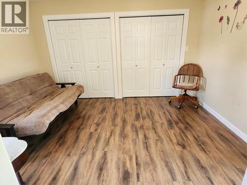 6453 Park Drive, Oliver, BC - Indoor