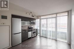 505E - 36 LISGAR STREET  Toronto, ON M6J 3G2