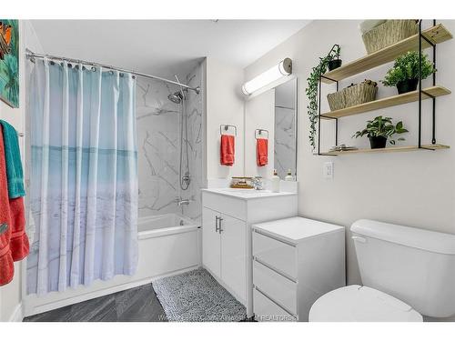 425-1489 Banwell Road, Windsor, ON 