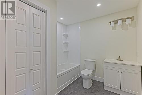 30 Carol Crescent, Paradise, NL - Indoor Photo Showing Bathroom