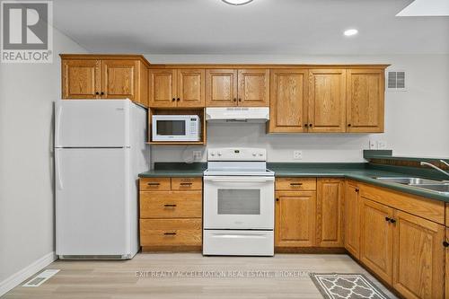 109 Beverly Street, Greater Napanee (Greater Napanee), ON - Indoor Photo Showing Kitchen