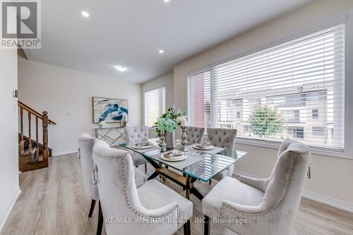 3334 Carding Mill Trail, Oakville, ON - Indoor Photo Showing Dining Room