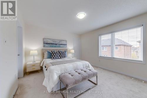 3334 Carding Mill Trail, Oakville, ON - Indoor Photo Showing Bedroom