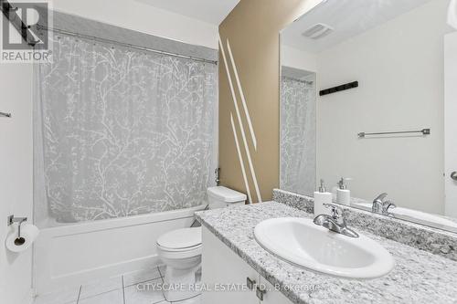 72 Finegan Circle, Brampton, ON - Indoor Photo Showing Bathroom