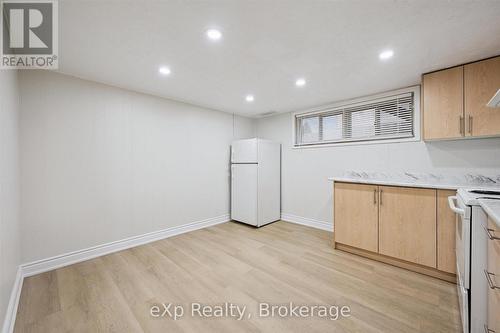 53 Nicklin Crescent, Guelph (Riverside Park), ON - Indoor