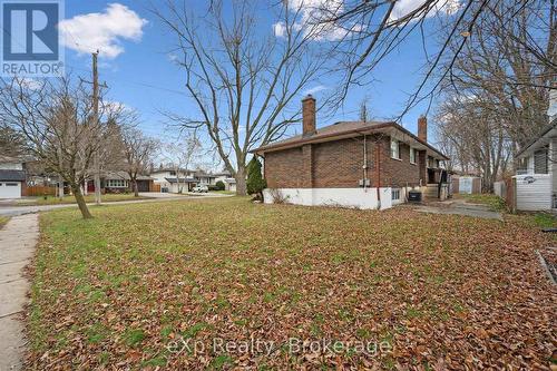 53 Nicklin Crescent, Guelph (Riverside Park), ON - Outdoor