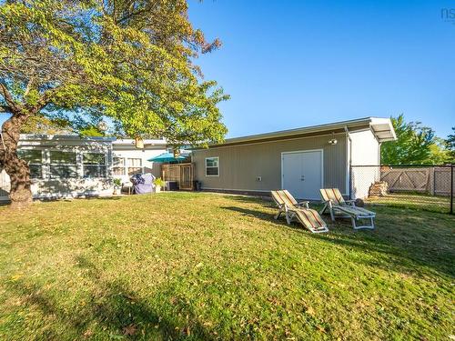 6 Lavinia Street, Kentville, NS 