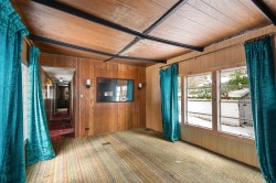 Salon - 