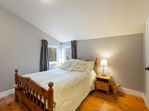 822 Cleveland Road, Windermere, NS - Indoor Photo Showing Bedroom