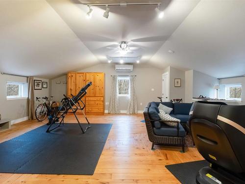 822 Cleveland Road, Windermere, NS - Indoor Photo Showing Gym Room
