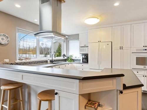 822 Cleveland Road, Windermere, NS - Indoor Photo Showing Kitchen