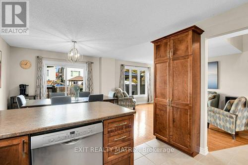 582 Emerald Street, Clarence-Rockland, ON - Indoor Photo Showing Kitchen