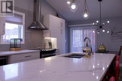 1500 Crimson Crescent, Kingston (City Northwest), ON - Indoor Photo Showing Kitchen With Double Sink