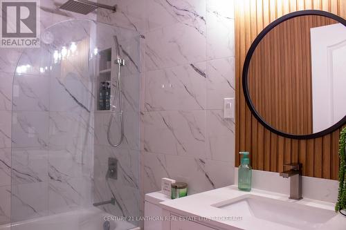 1500 Crimson Crescent, Kingston (City Northwest), ON - Indoor Photo Showing Bathroom