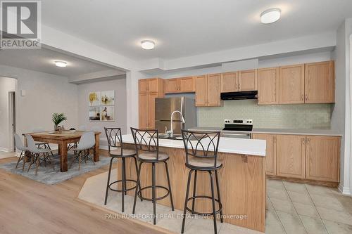 Living Room - 422 Cope Drive, Ottawa, ON - Indoor