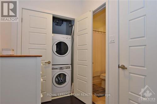 505 - 316 Bruyere Street, Ottawa, ON - Indoor Photo Showing Laundry Room
