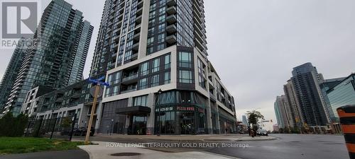 2405 - 4011 BRICKSTONE MEWS  Mississauga, ON L5B 0J7