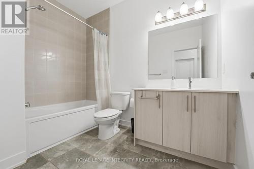 352 Monticello Avenue, Ottawa, ON - Indoor Photo Showing Bathroom