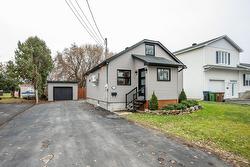 922 Rue St-Jacques  Saint-Jean-Sur-Richelieu, QC J3B 2N3