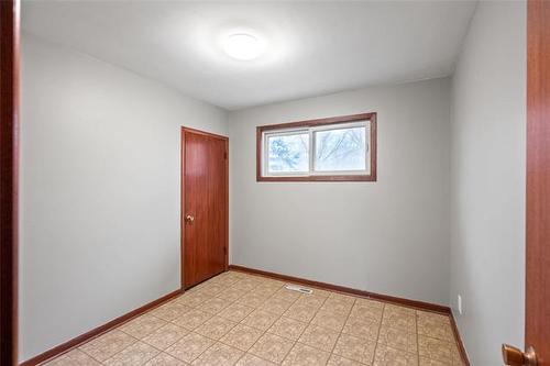 2347 Norris Rd, East St Paul, MB 