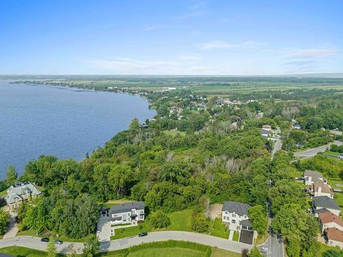 Aerial photo - 74 Rue Simone-De Beauvoir, Notre-Dame-De-L'Île-Perrot, QC 