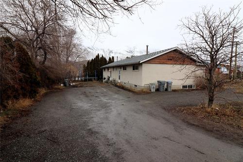 158/160 Vicars Road, Kamloops, BC - Outdoor