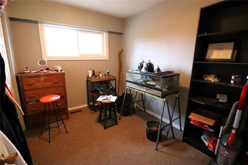 158/160 Vicars Road, Kamloops, BC - Indoor