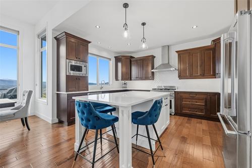 394 Prestwick Lane, Kelowna, BC - Indoor