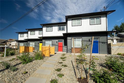 161 CHESTNUT Avenue  Kamloops, BC V2B 1L3