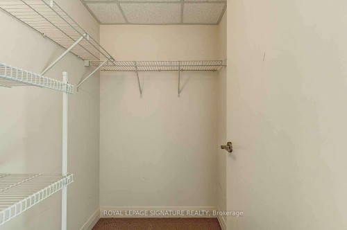 2405-5 Valhalla Inn Road, Toronto, ON - Indoor With Storage