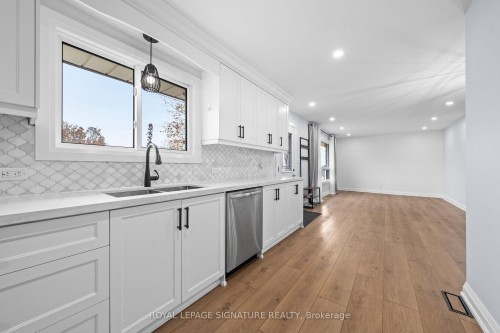 480 Browning Street, Oshawa, ON - Indoor Photo Showing Kitchen With Double Sink