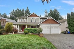 2417 Selwyn Rd  Langford, BC V9B 3K9