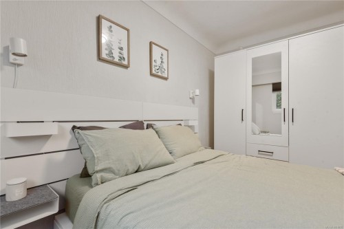 427 Davis Rd, Ladysmith, BC 