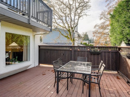 4179 Tuxedo Dr, Saanich, BC 