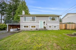 762 Marina Blvd  Campbell River, BC V9W 1X4